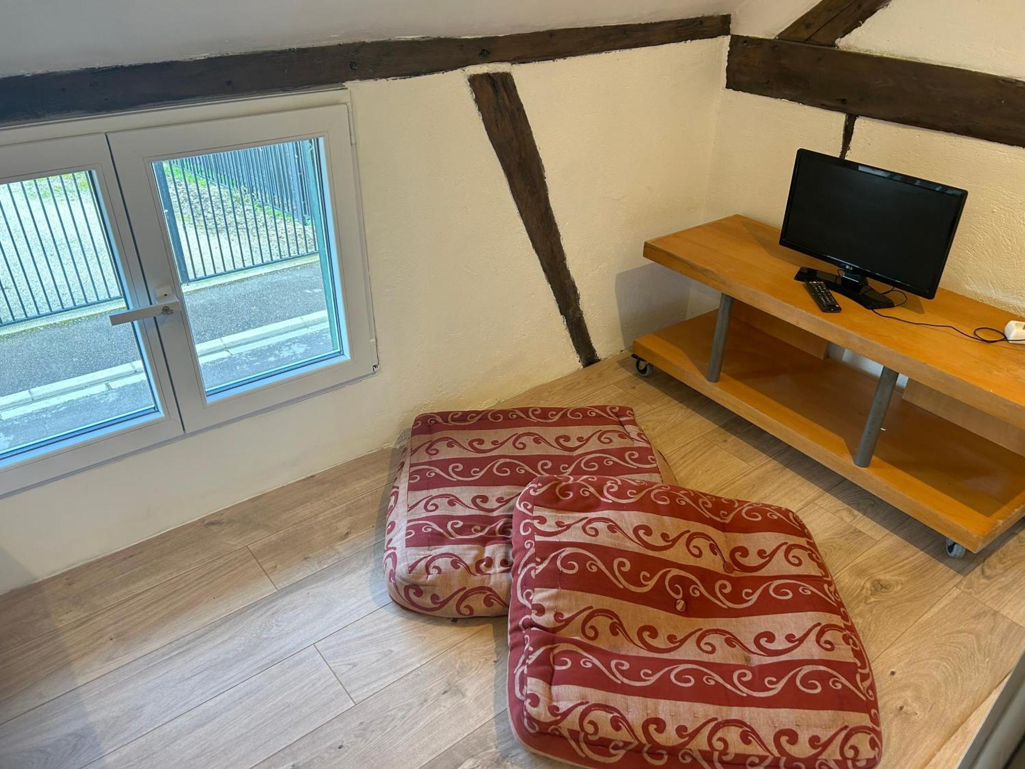 Apartament Au Bouquet Troyen - Wifi - Calme Et Tranquillite Troyes Zewnętrze zdjęcie