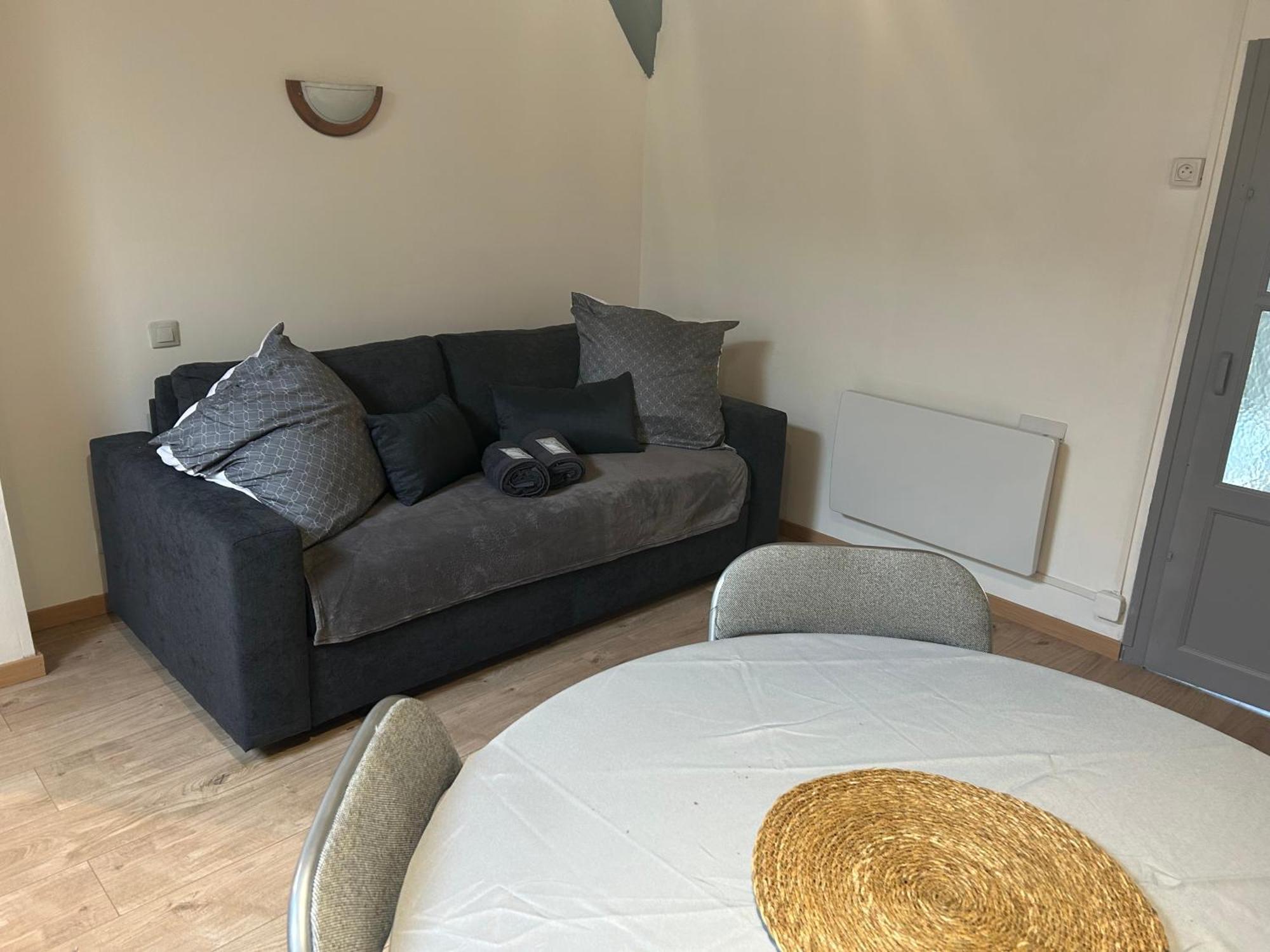 Apartament Au Bouquet Troyen - Wifi - Calme Et Tranquillite Troyes Zewnętrze zdjęcie